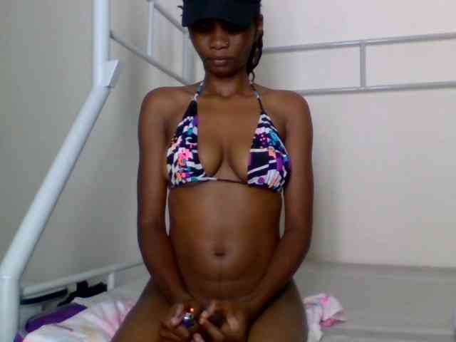 Theemisssexxy webcam