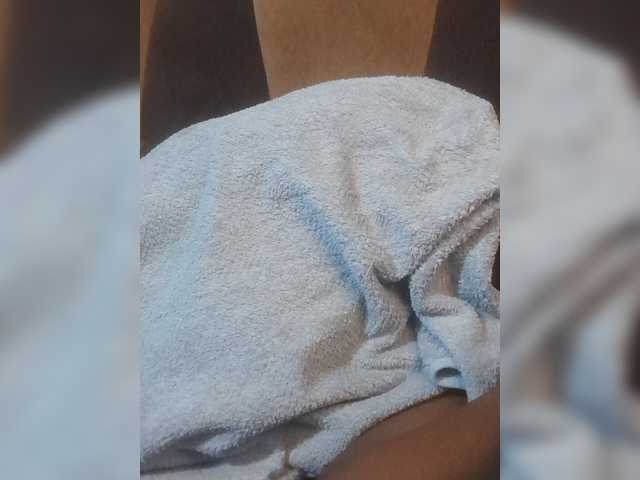 Bebz25 — live female cam