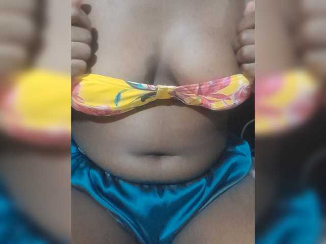 Amielina26-1 live cam on BongaCams