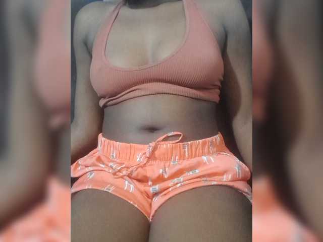 Amielina26-1 live cam on BongaCams