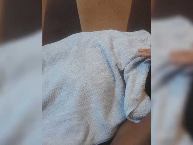 Bebz25 — live female cam