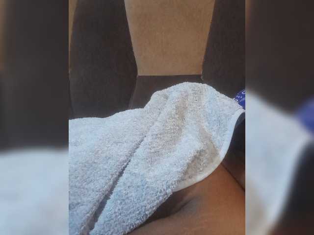 Bebz25 — live female cam