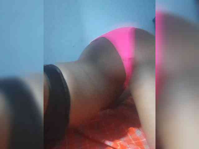 Amielina26-1 webcam