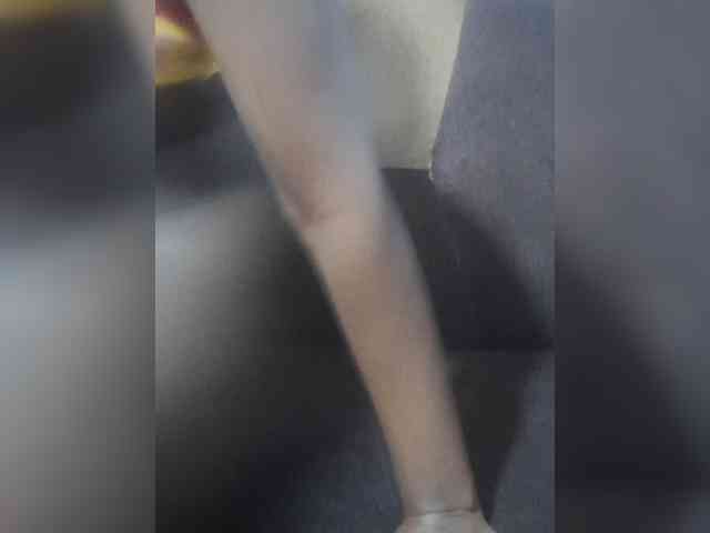 Amielina26-1 webcam
