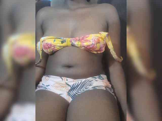 Bebz25 webcam
