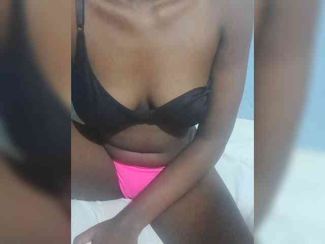 Amielina26-1 webcam