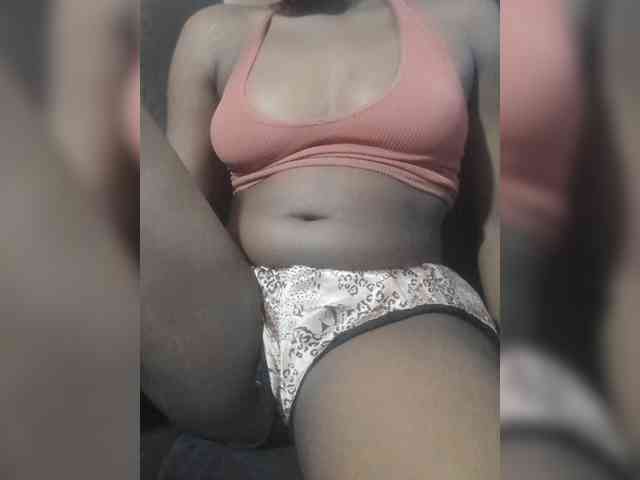 Bebz25 webcam