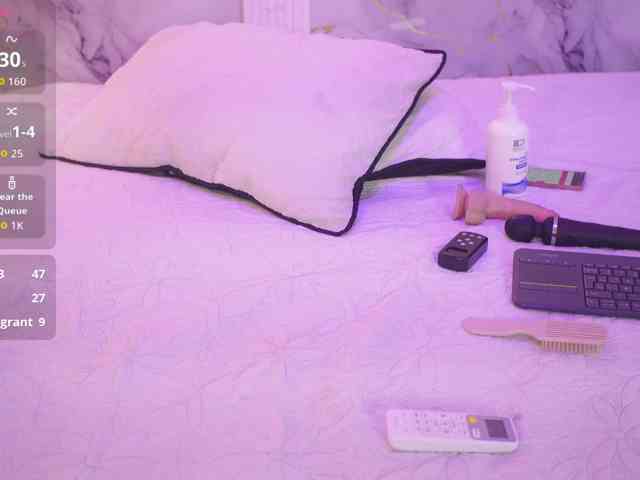 yourwetdreamgirl webcam