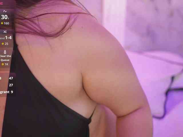 yourwetdreamgirl webcam