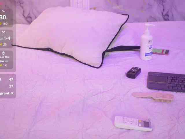 yourwetdreamgirl webcam