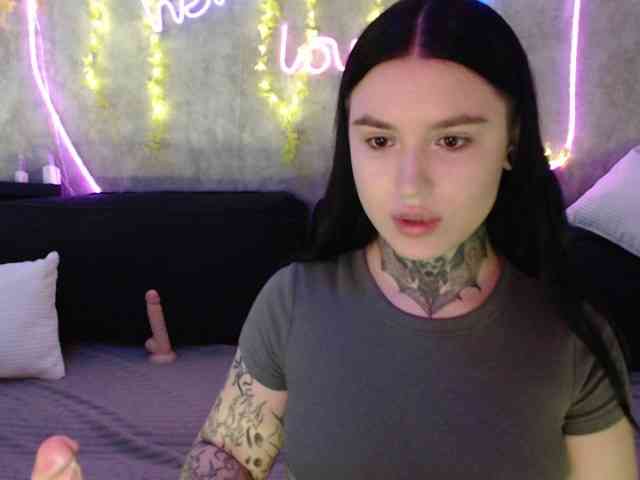 BitchLovers webcam