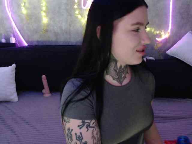 BitchLovers webcam