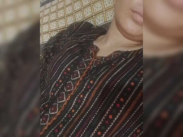 Bushra3 live cam on BongaCams