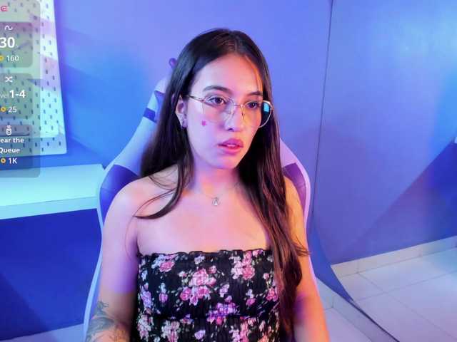 Nikka888 live cam on BongaCams