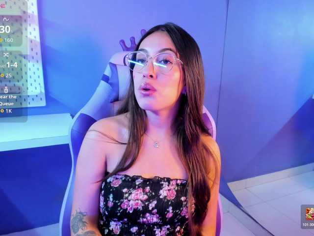 Nikka888 live cam on BongaCams