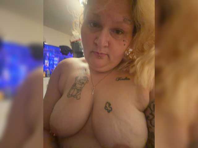 Nhbrat live cam on BongaCams