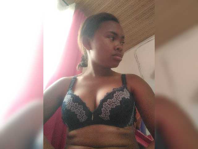 Nathykis live cam on BongaCams