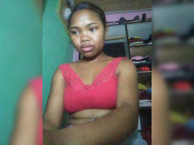 Nathykis live cam preview