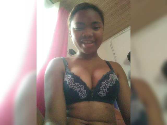Nathykis live cam on BongaCams