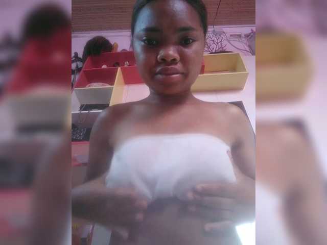 Nathykis live cam on BongaCams