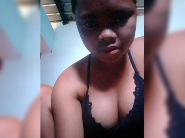 Nathykis live cam on BongaCams