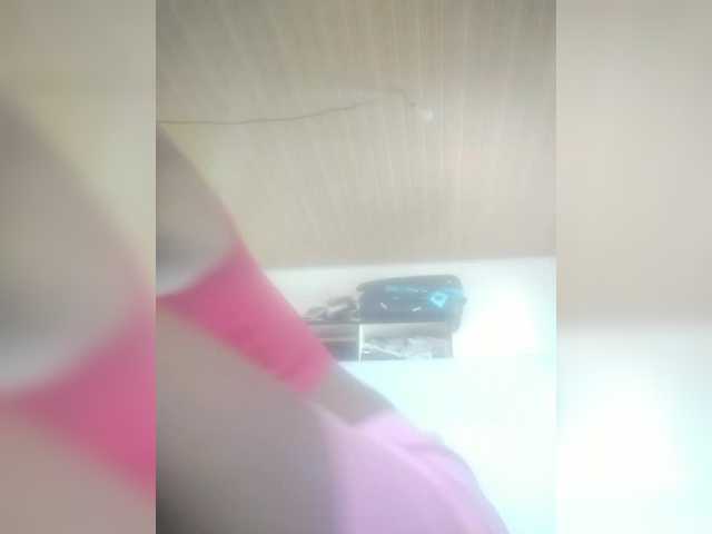 Nathykis live cam preview