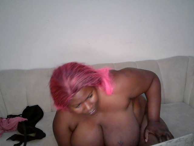Candyboob live cam on BongaCams