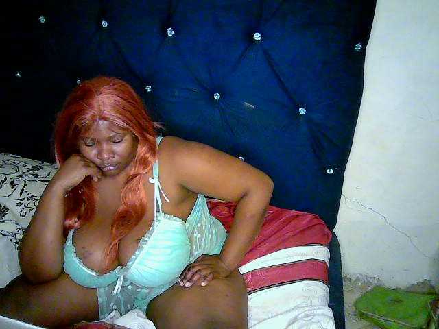 Candyboob live cam on BongaCams