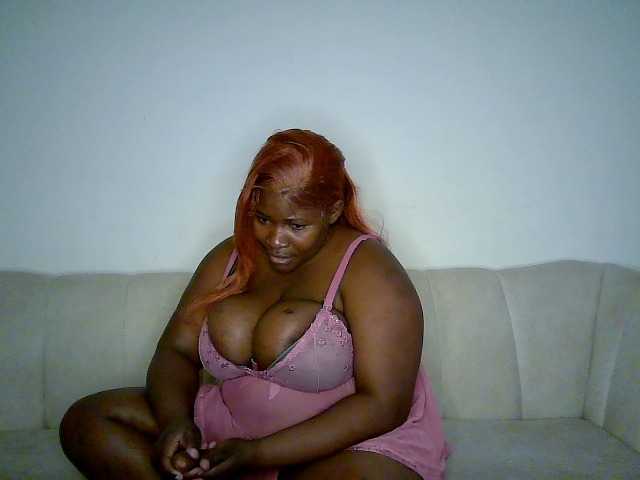 Candyboob — live female cam
