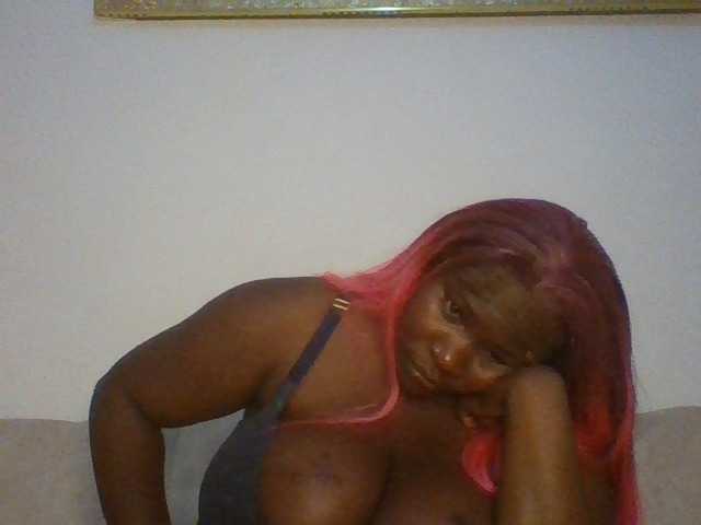 Candyboob live cam on BongaCams