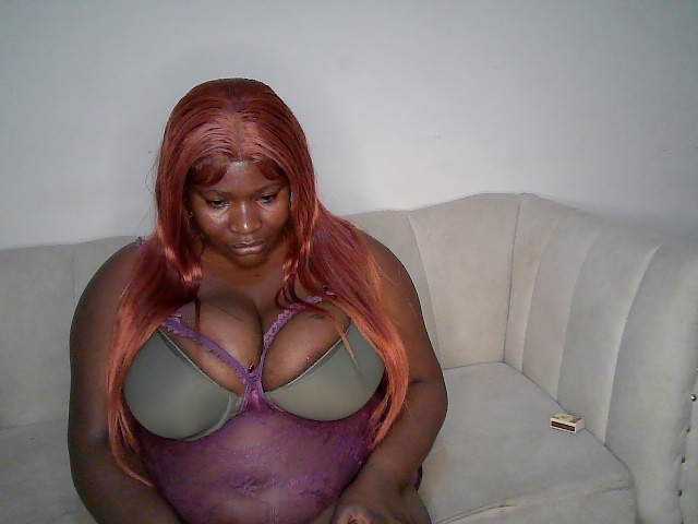 Candyboob live cam on BongaCams