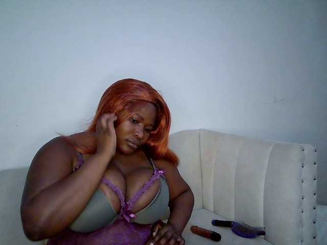Candyboob live cam preview