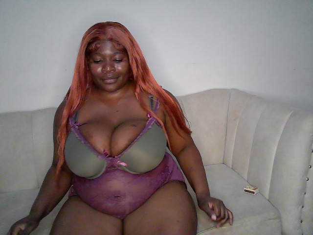 Candyboob live cam on BongaCams