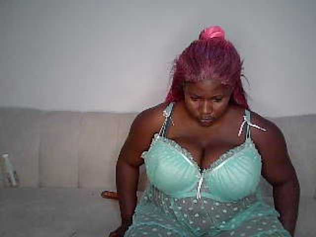 Candyboob live cam on BongaCams
