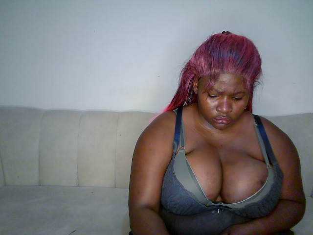 Candyboob live cam on BongaCams