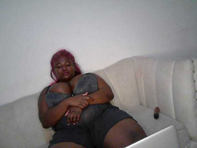 Candyboob live cam on BongaCams