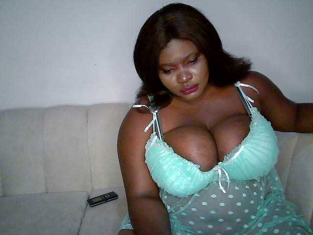 Candyboob live cam on BongaCams