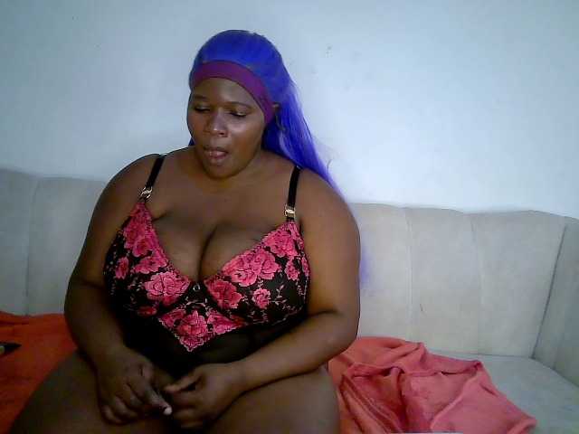 Candyboob live cam on BongaCams