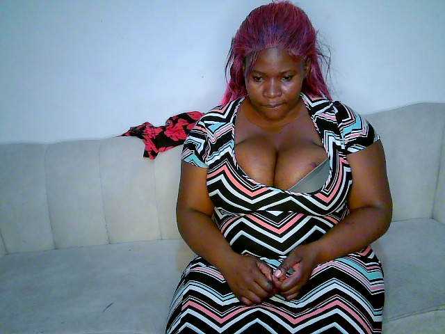 Candyboob live cam on BongaCams