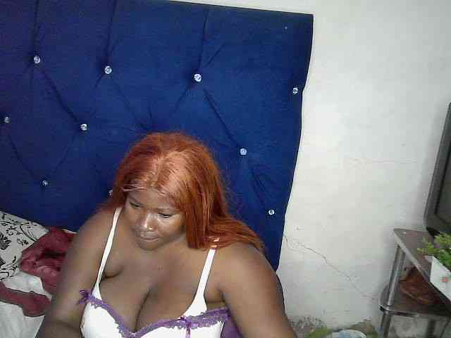 Candyboob webcam