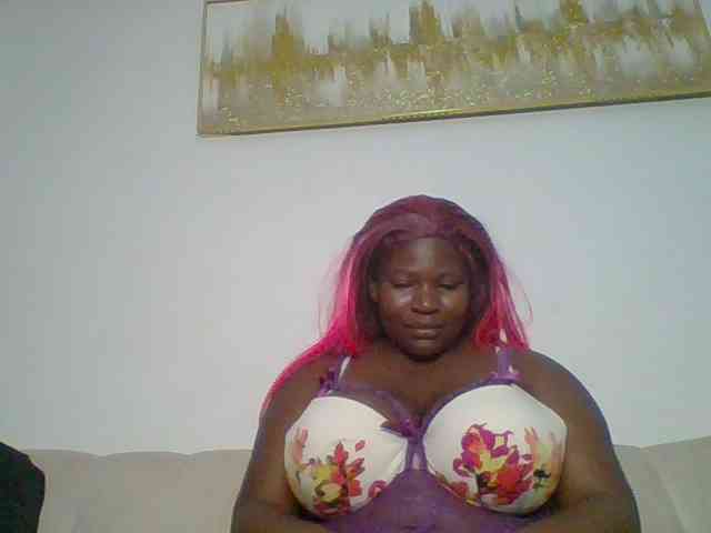 Candyboob webcam