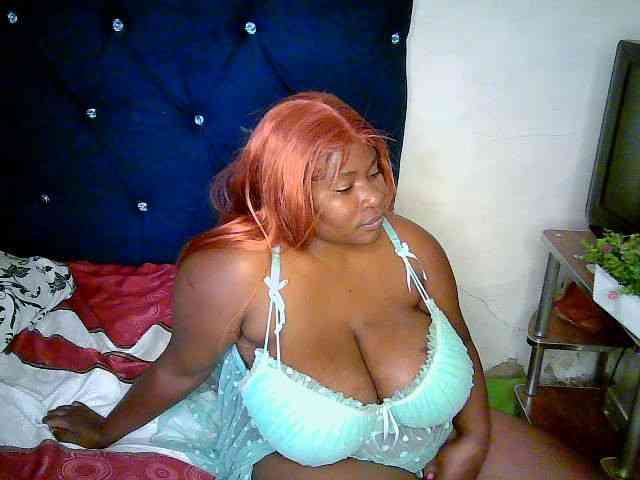 Candyboob webcam