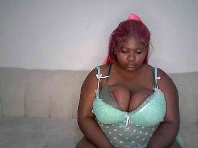 Candyboob webcam