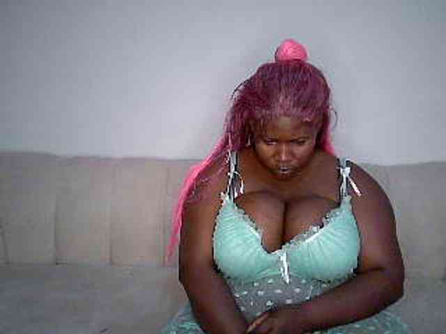 Candyboob webcam