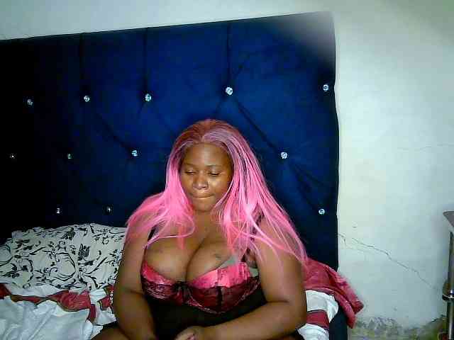 Candyboob webcam