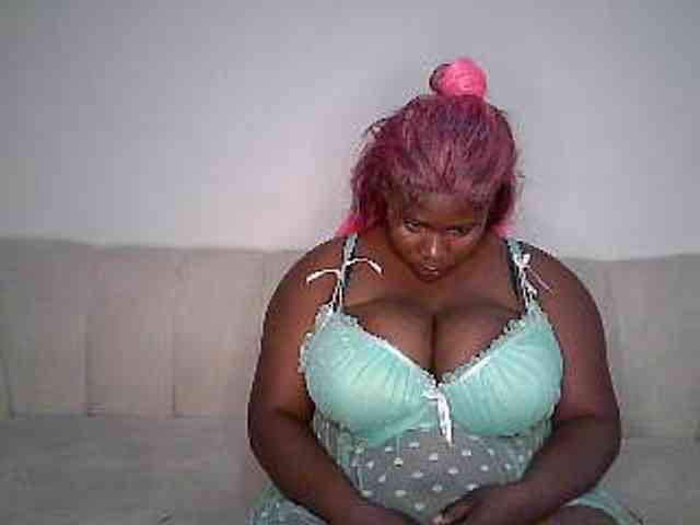 Candyboob webcam