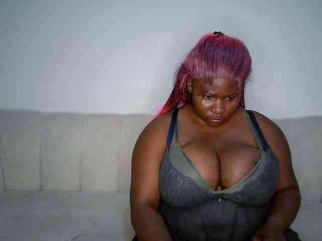 Candyboob webcam