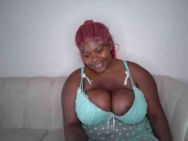 Candyboob webcam