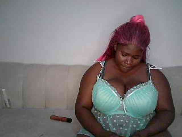 Candyboob webcam