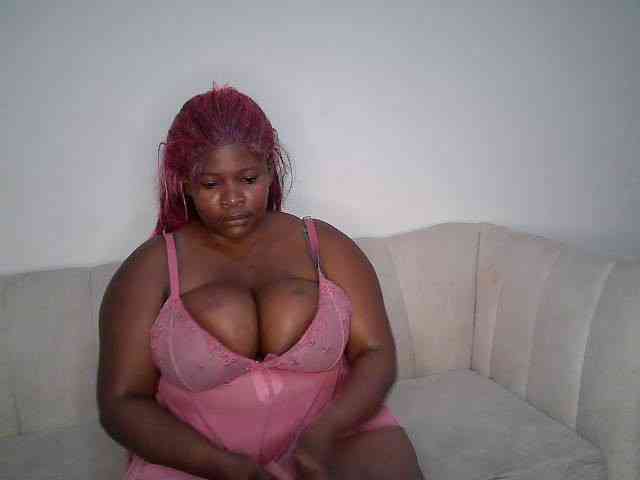 Candyboob webcam